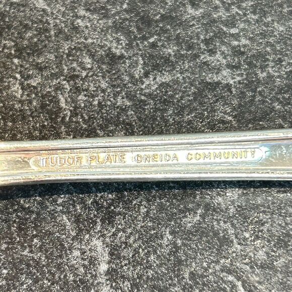Tudor Plate 1948 SWEET BRIAR Serving Spoon & Fork Flatware Oneida Community‎ - Picture 5 of 8